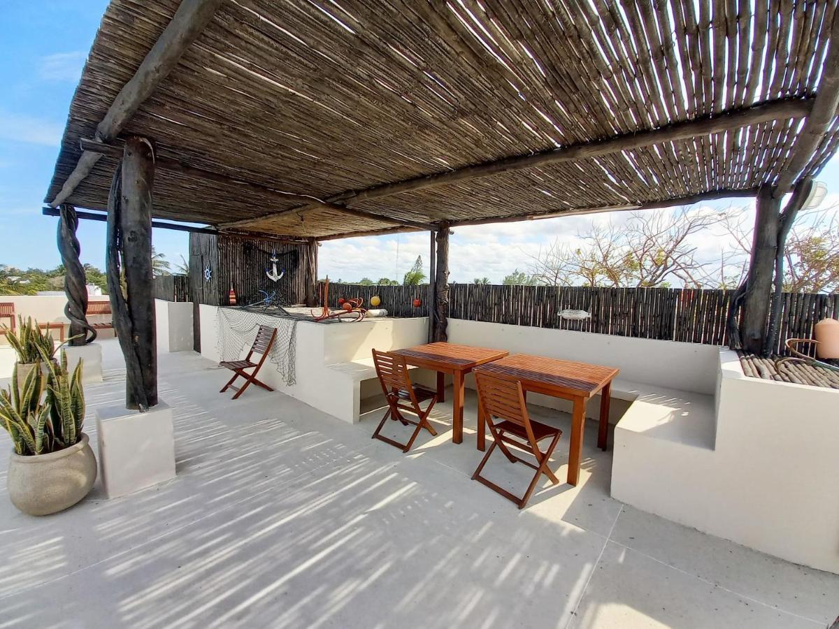 87972 Romantic Condo, Best Retreat For A Couple, 1 Block From The Ocean Progreso  Εξωτερικό φωτογραφία